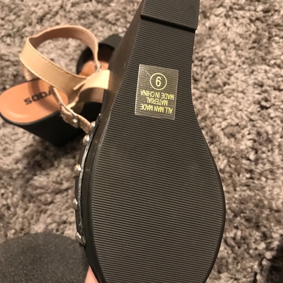 Wedges - Picture 2 of 2